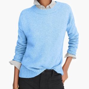 J CREW OVERSIZED SUPER SOFT SWEATER - blue